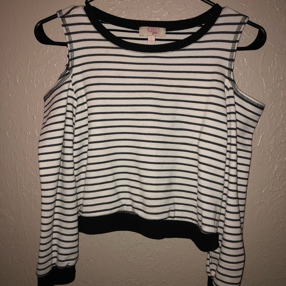 Girls cold shoulder top